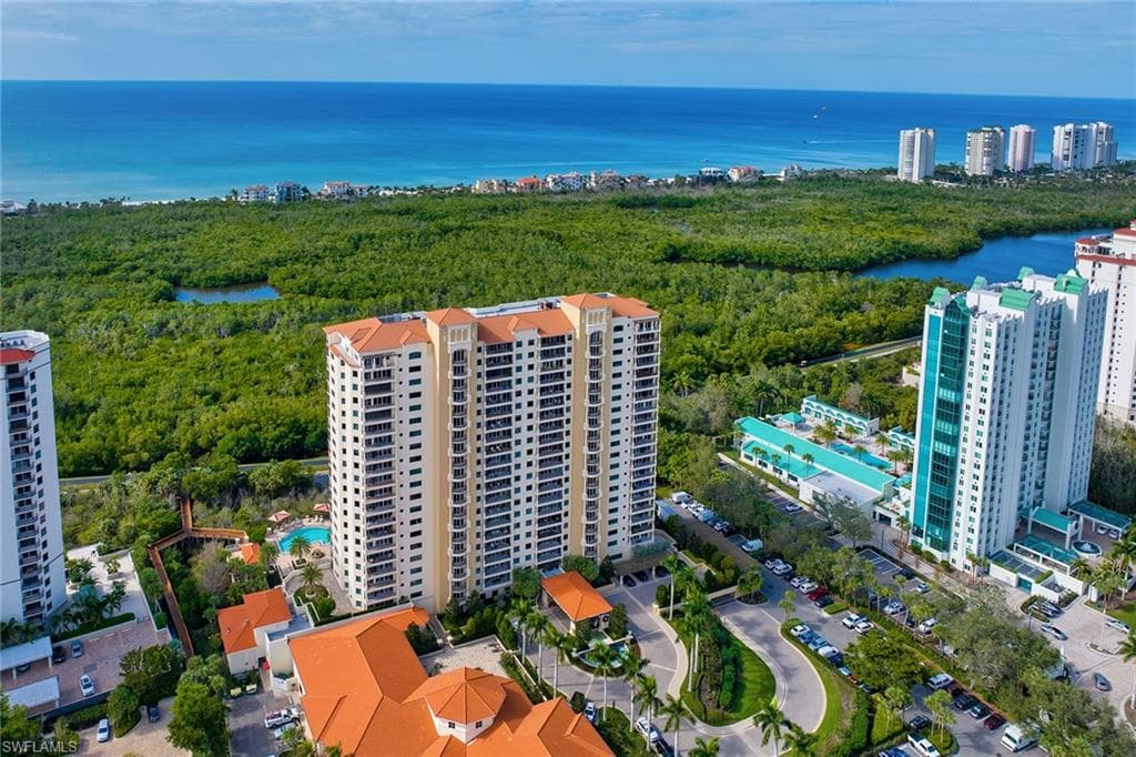 7425 Pelican Bay BLVD 206 NAPLES, FL 34108