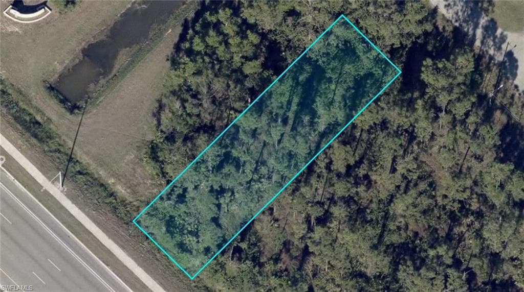 504 Meadow RD LEHIGH ACRES, FL 33973