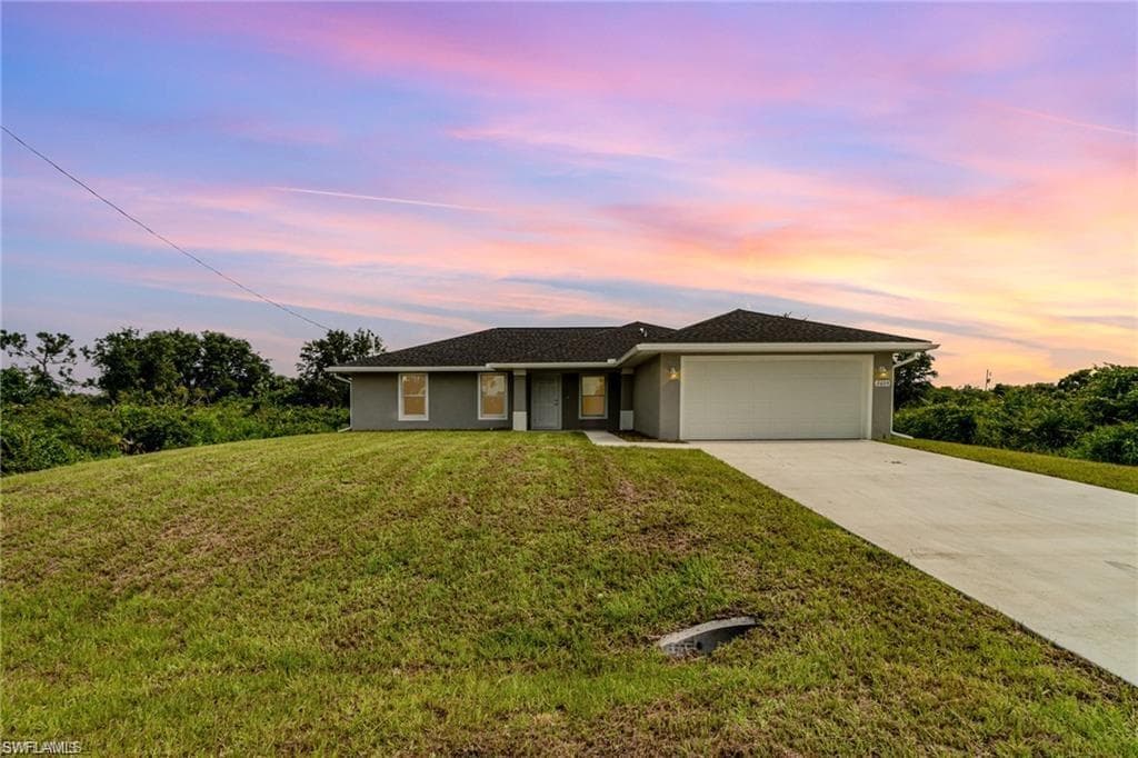 2605 57th ST W LEHIGH ACRES, FL 33971