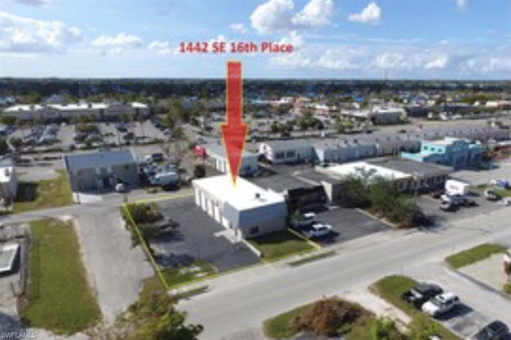 1442 16th PL CAPE CORAL, FL 33990