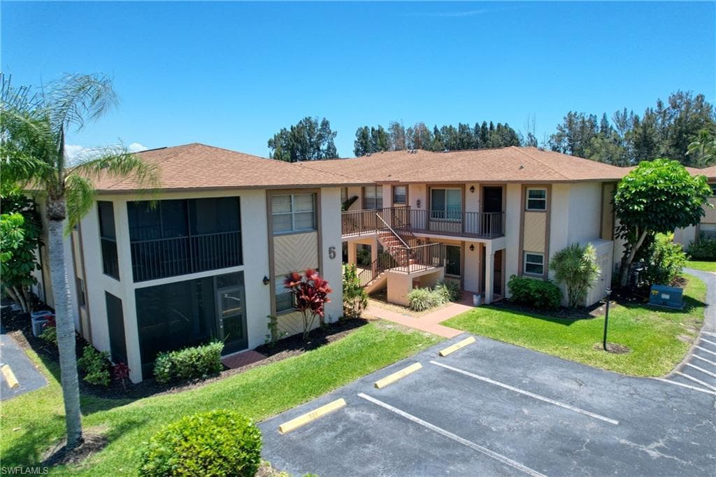 16881 Davis RD 512 FORT MYERS, FL 33908