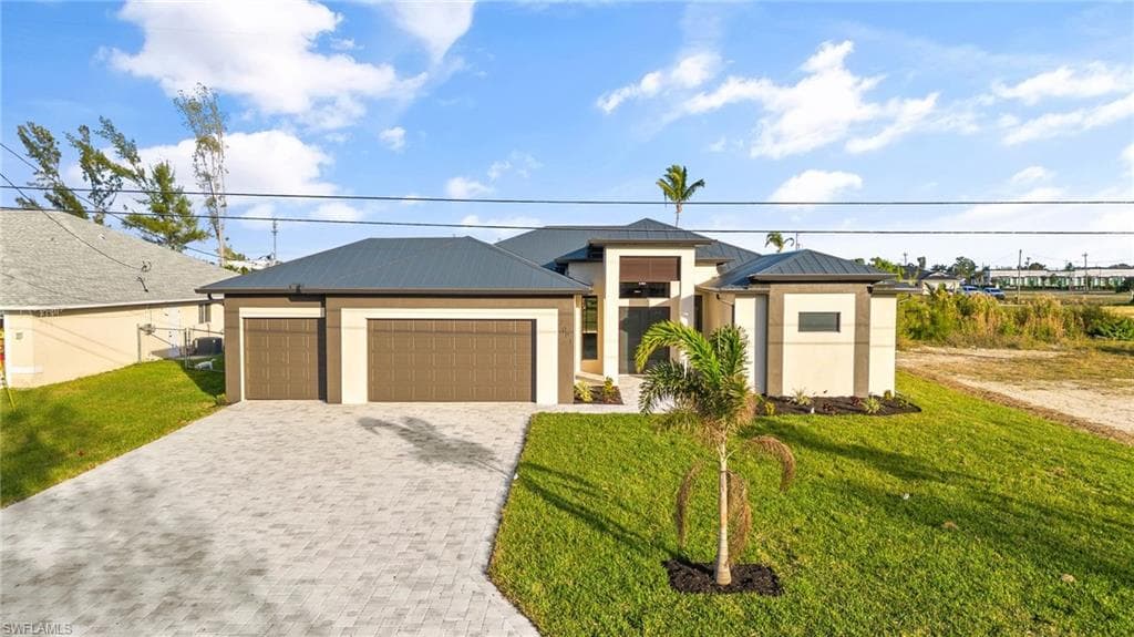 2001 SW 8th CT CAPE CORAL, FL 33991