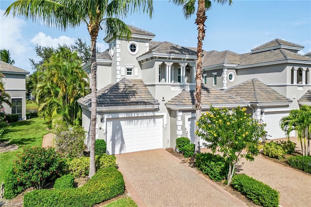 9209 Museo CIR 101 NAPLES, FL 34114