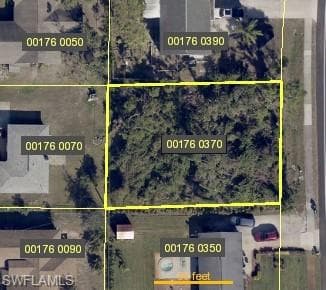 17392 Lee RD FORT MYERS, FL 33967