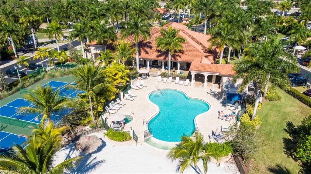 13449 Ladyfish LN NAPLES, FL 34114