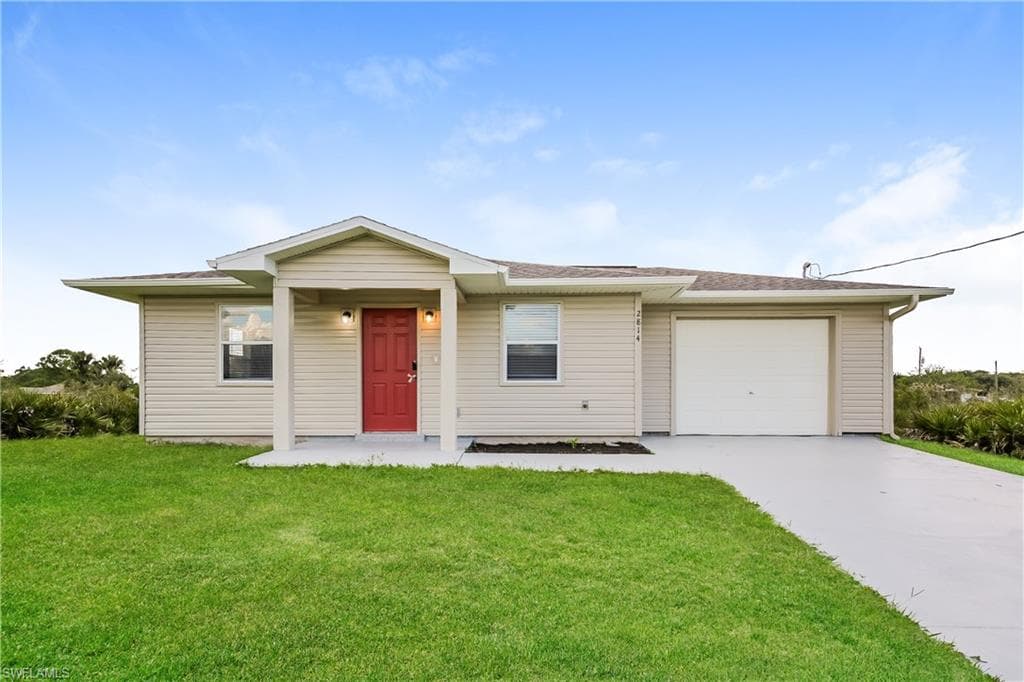 2814 72nd ST W LEHIGH ACRES, FL 33971