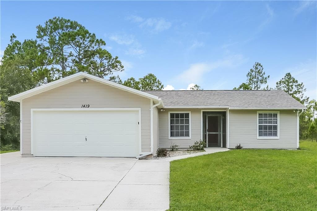 1419 Calvin AVE LEHIGH ACRES, FL 33972
