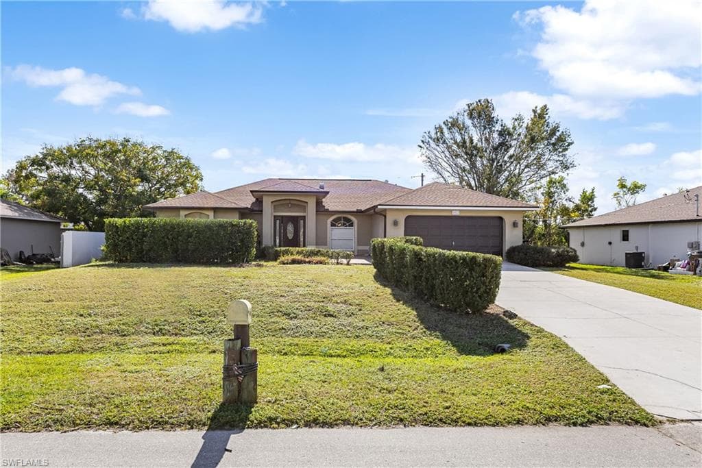 1022 NE Van Loon TER CAPE CORAL, FL 33909