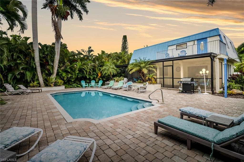 1147 Rainbow DR NAPLES, FL 34104