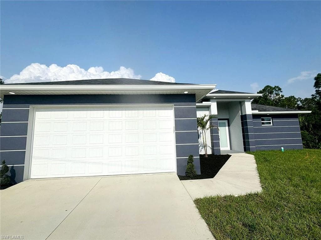 2812 Judy AVE N LEHIGH ACRES, FL 33971