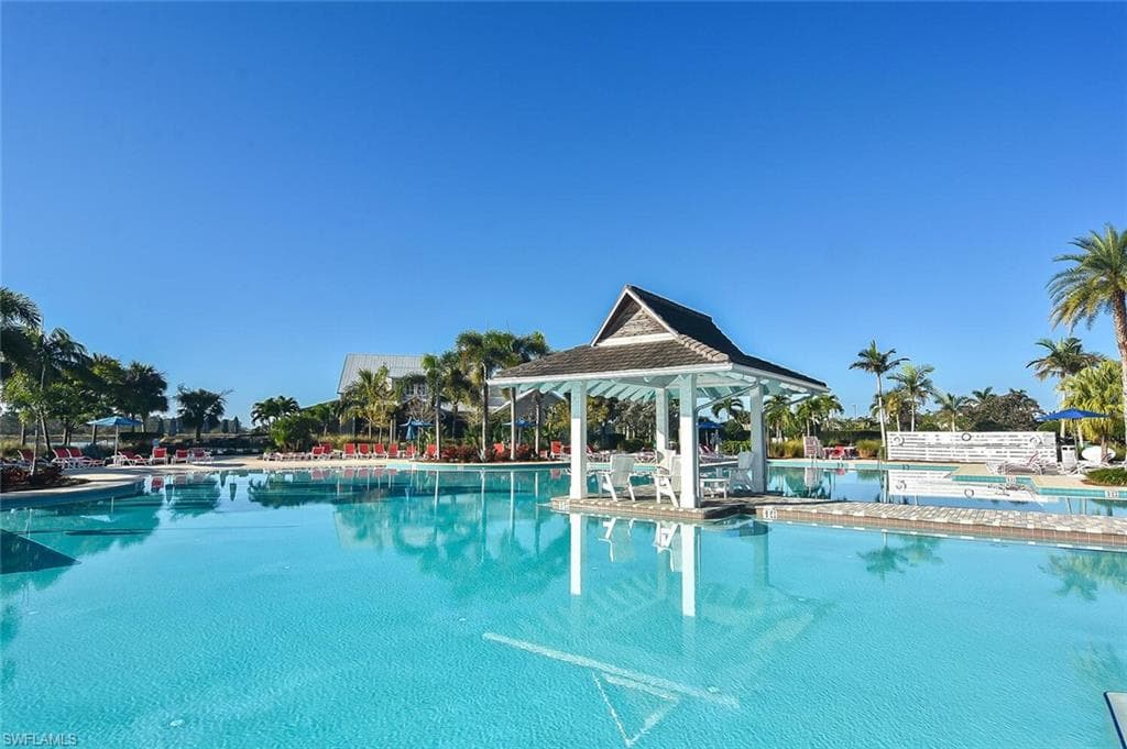 6231 Megans Bay DR NAPLES, FL 34113
