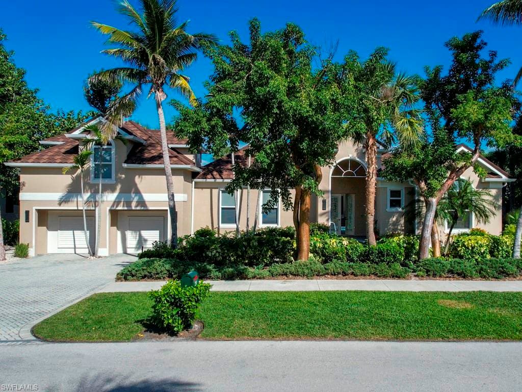 2294 Wulfert RD SANIBEL, FL 33957