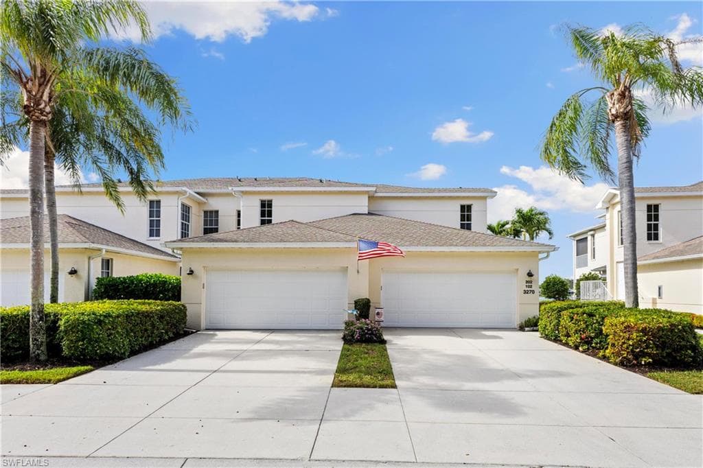 3270 W Crown Pointe BLVD 202 NAPLES, FL 34112