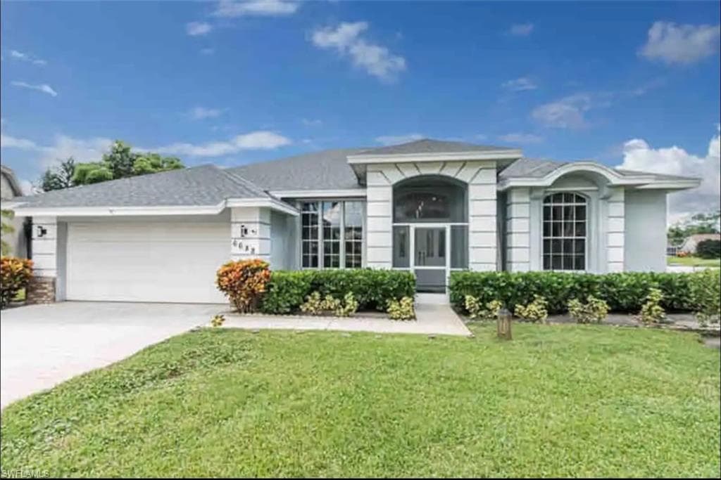 6688 Huntley LN S NAPLES, FL 34104