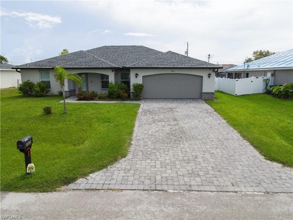3017 SW 4th PL CAPE CORAL, FL 33914