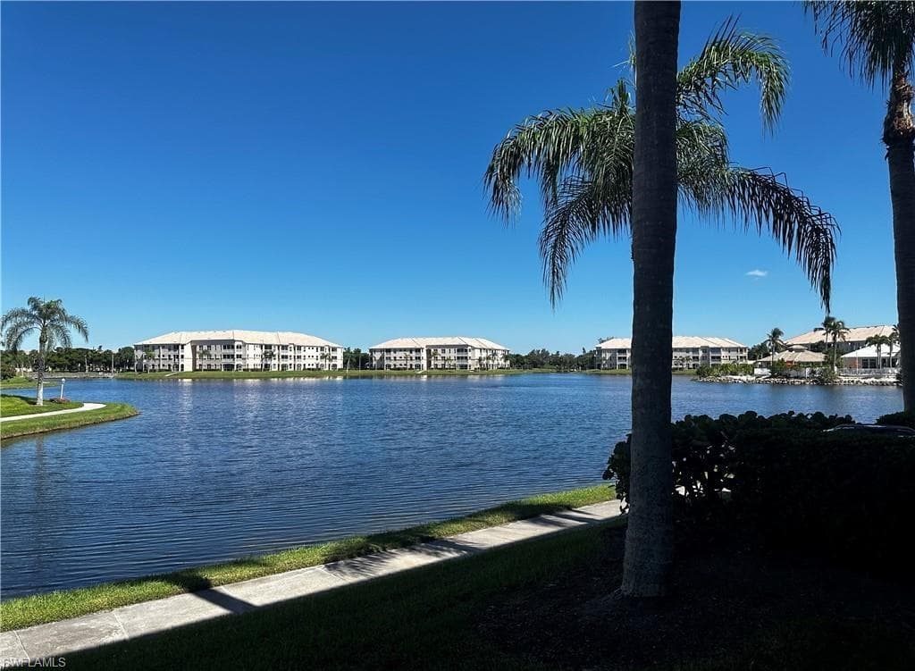 9140 Southmont CV 102 FORT MYERS, FL 33908