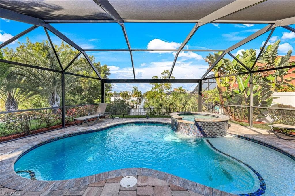 9315 Pennsylvania AVE BONITA SPRINGS, FL 34135