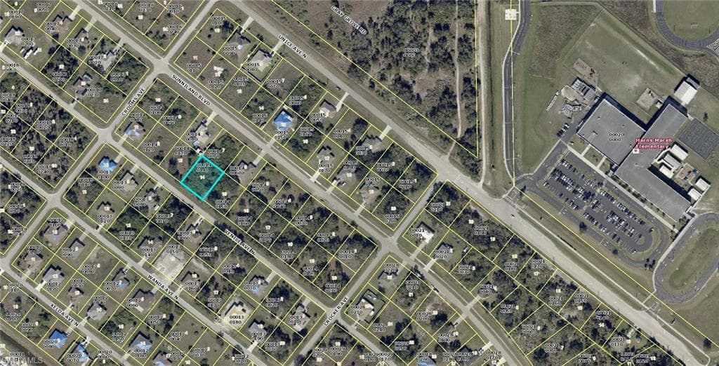 2012 Venice AVE N LEHIGH ACRES, FL 33971