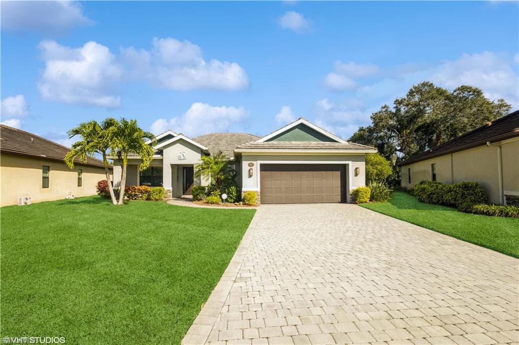 27231 Shummard Oak CT BONITA SPRINGS, FL 34135