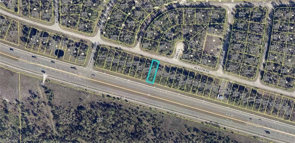 2616 Meadow RD LEHIGH ACRES, FL 33974