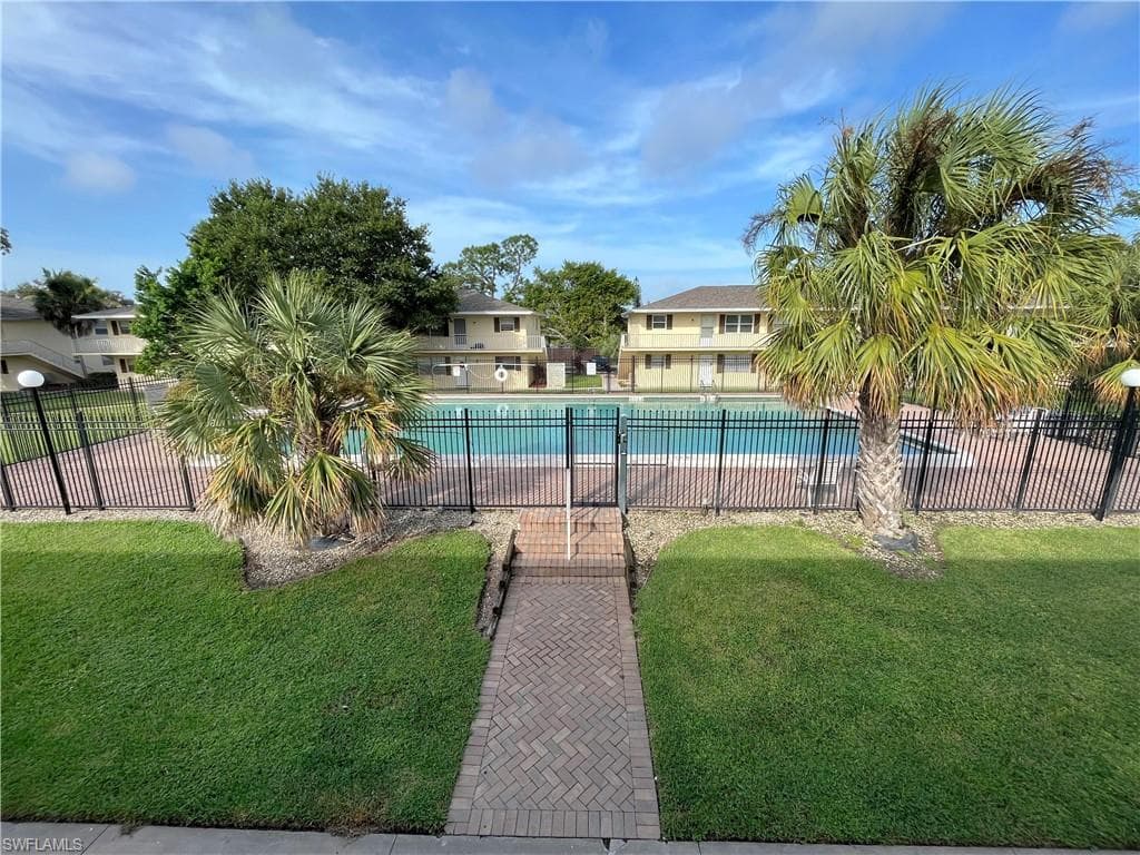 3325 Airport RD N R2 NAPLES, FL 34105