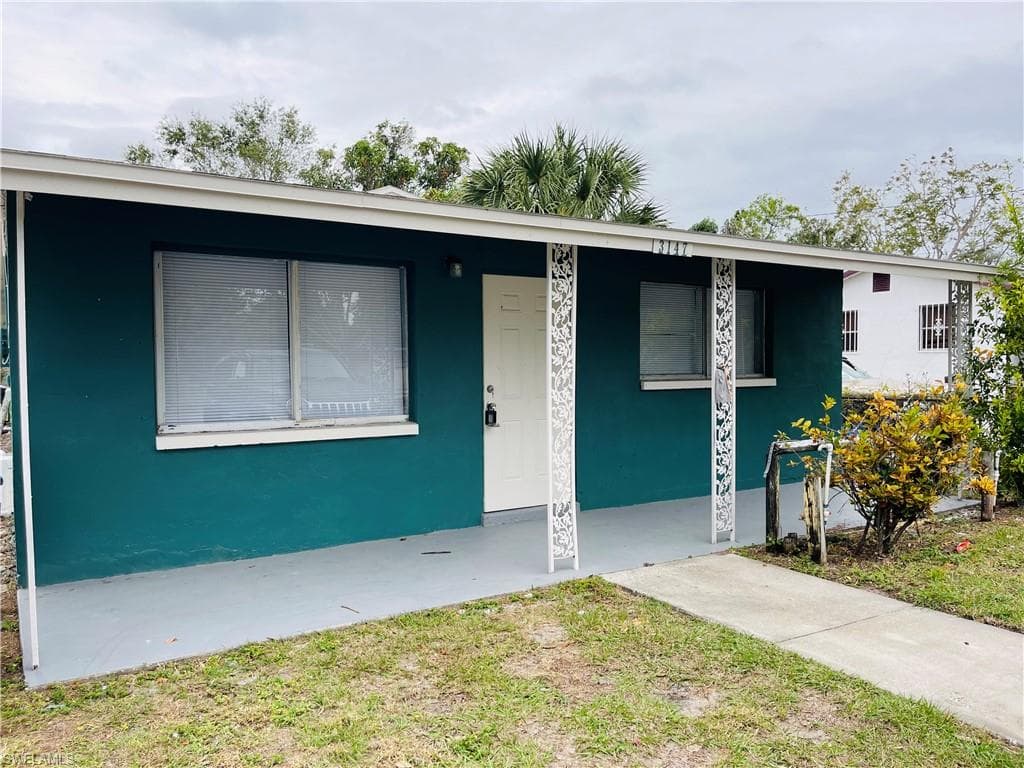 3147 Economy ST FORT MYERS, FL 33916