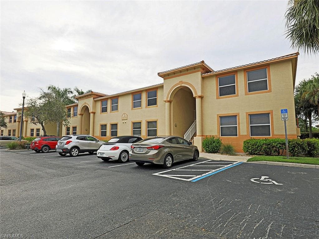 15379 Bellamar CIR 321 FORT MYERS, FL 33908
