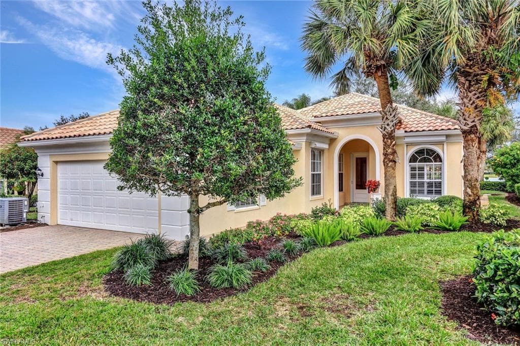 5059 Jarvis LN NAPLES, FL 34119