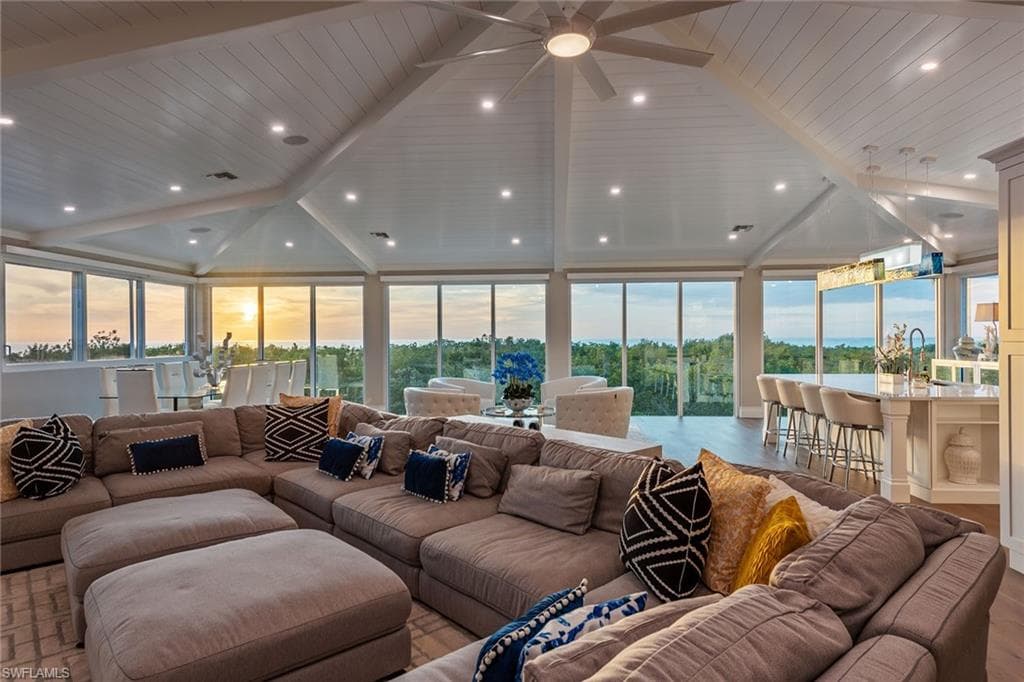 680 Waterside DR MARCO ISLAND, FL 34145