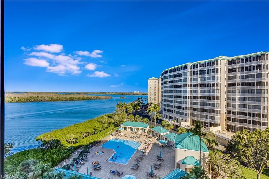 4183 Bay Beach LN 364 FORT MYERS BEACH, FL 33931