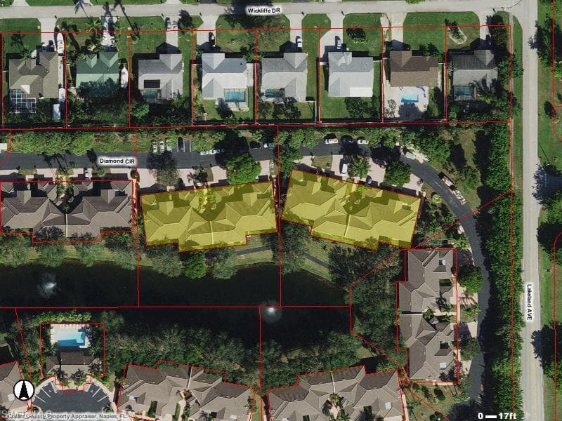 400 Diamond CIR 404 NAPLES, FL 34110
