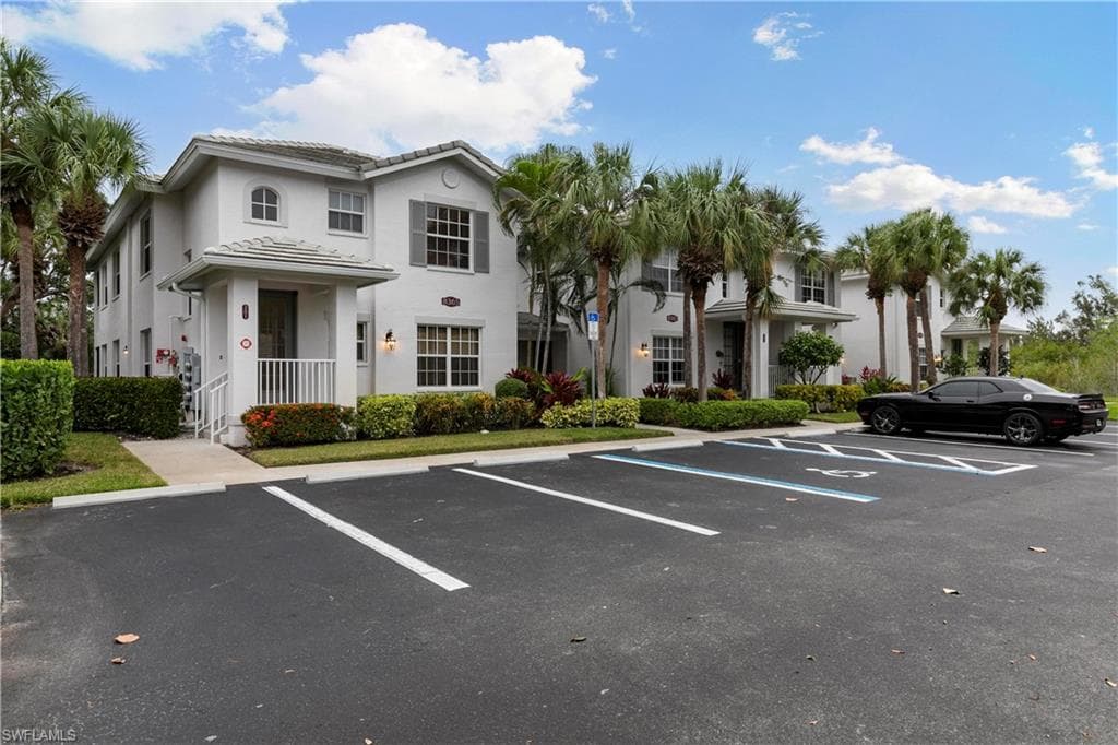 8365 Whisper Trace WAY L-201 NAPLES, FL 34114