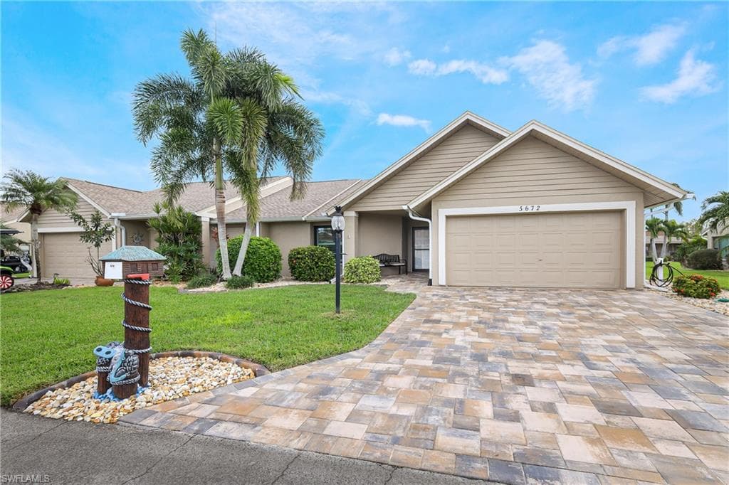 5672 Baden CT FORT MYERS, FL 33919