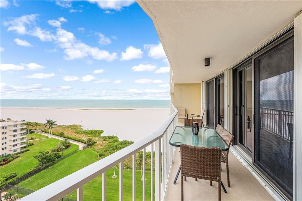 260 Seaview CT 1207 MARCO ISLAND, FL 34145