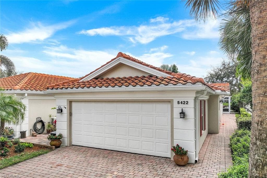 5422 Guadeloupe WAY NAPLES, FL 34119