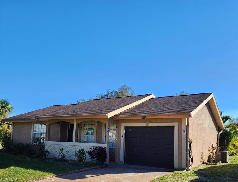 2026 Steamboat CIR LABELLE, FL 33935