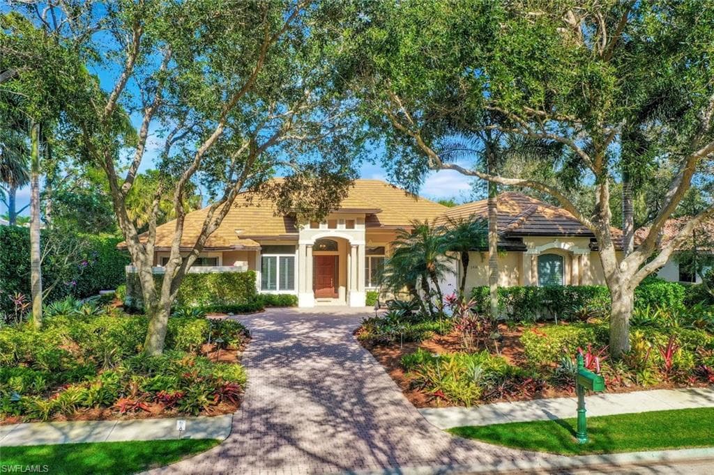 1516 Gormican LN NAPLES, FL 34110