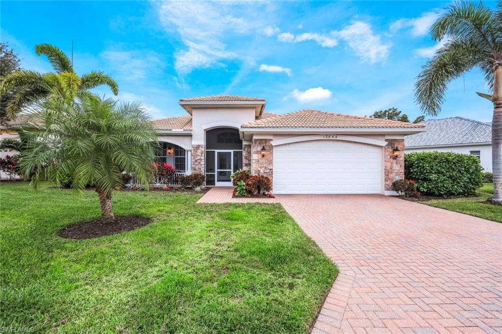 12642 Hunters Lakes CT BONITA SPRINGS, FL 34135