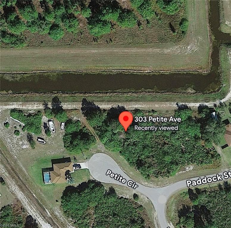 303 Petite CIR LEHIGH ACRES, FL 33974
