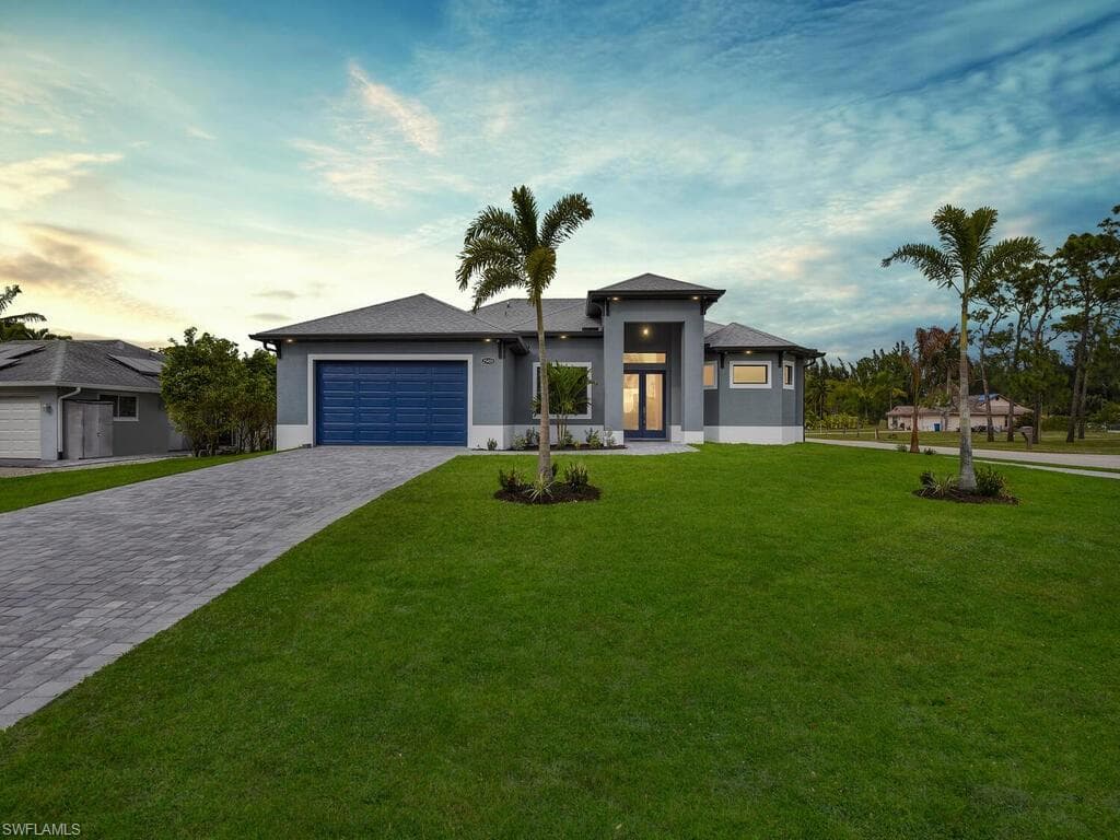 25400 Carney CIR BONITA SPRINGS, FL 34135
