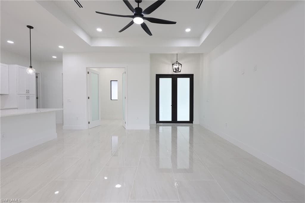 910 Aletha AVE S LEHIGH ACRES, FL 33974
