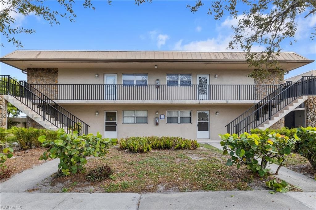 1560 Colonial BLVD 221 FORT MYERS, FL 33907