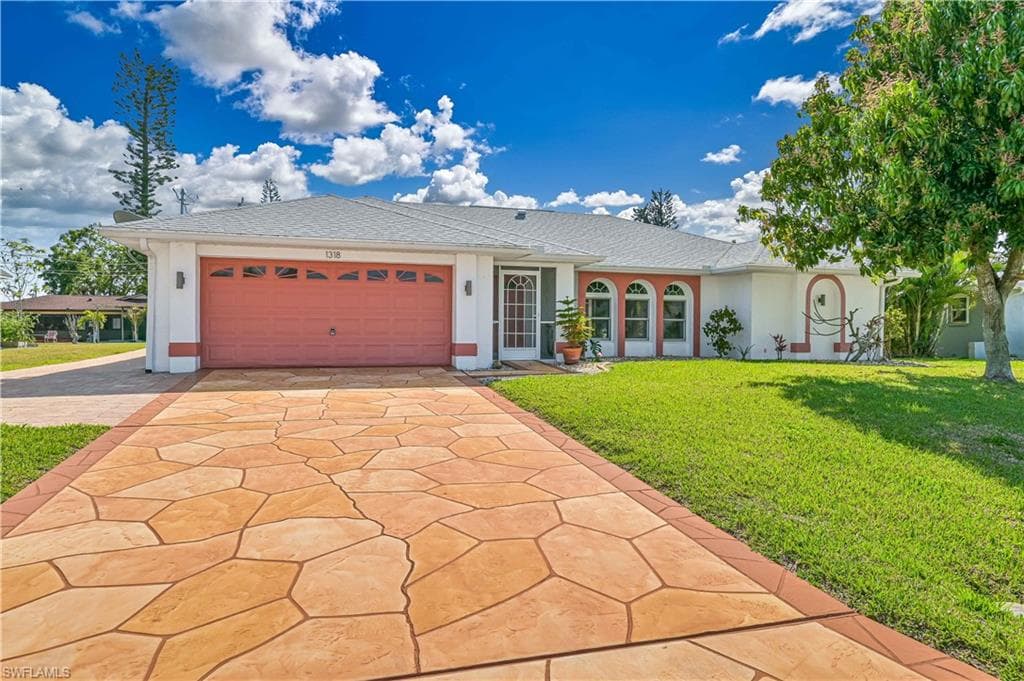 1318 SE 21st LN CAPE CORAL, FL 33990