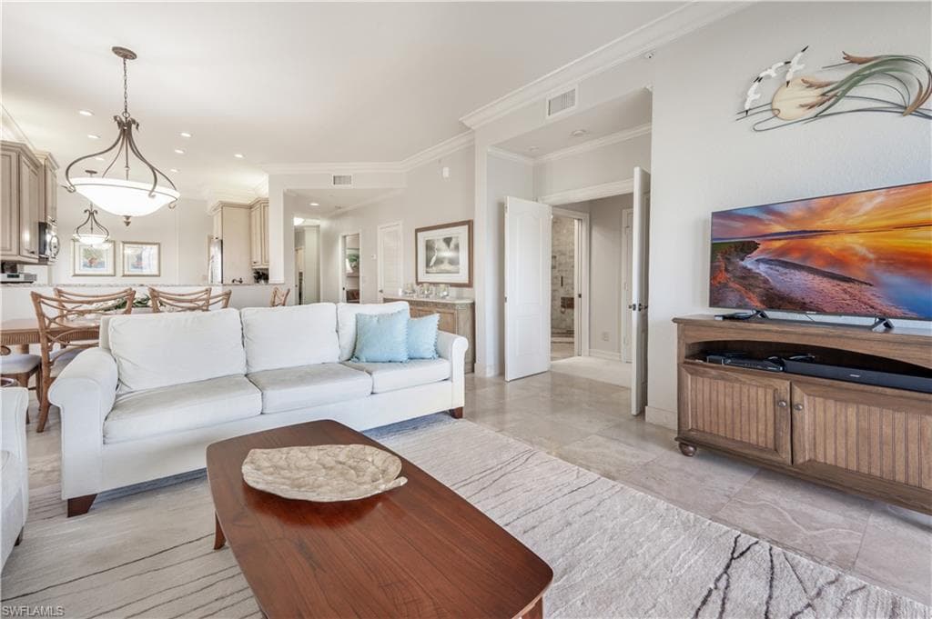 7670 Pebble Creek CIR 7-304 NAPLES, FL 34108