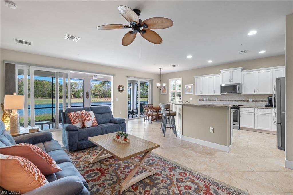 10231 Glastonbury CIR 102 FORT MYERS, FL 33913