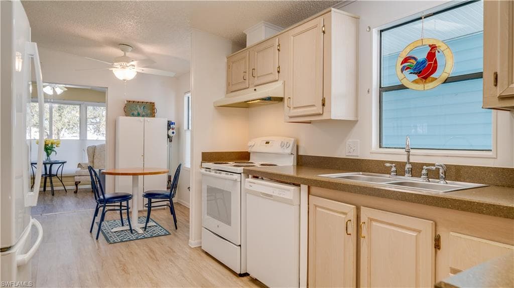 521 Misty LN NORTH FORT MYERS, FL 33903