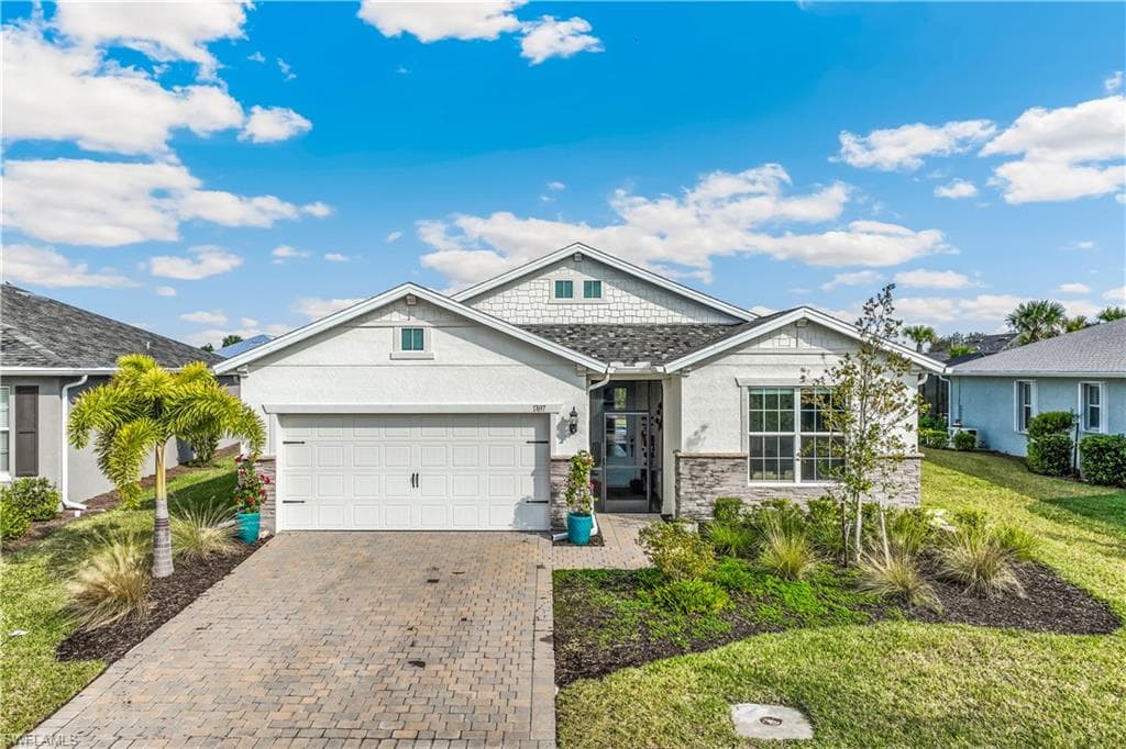 17697 Silverspur DR PUNTA GORDA, FL 33982