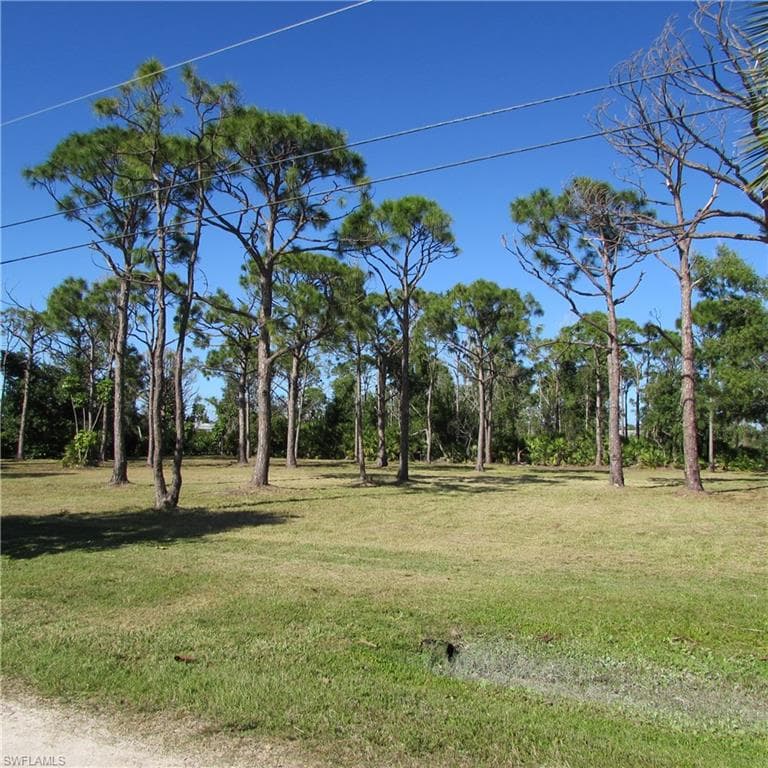4652 Courtney RD ST. JAMES CITY, FL 33956