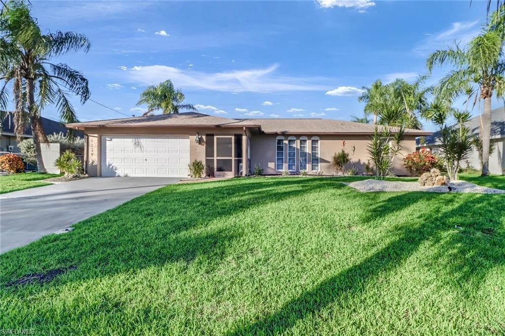 1129 SE 32nd ST CAPE CORAL, FL 33904