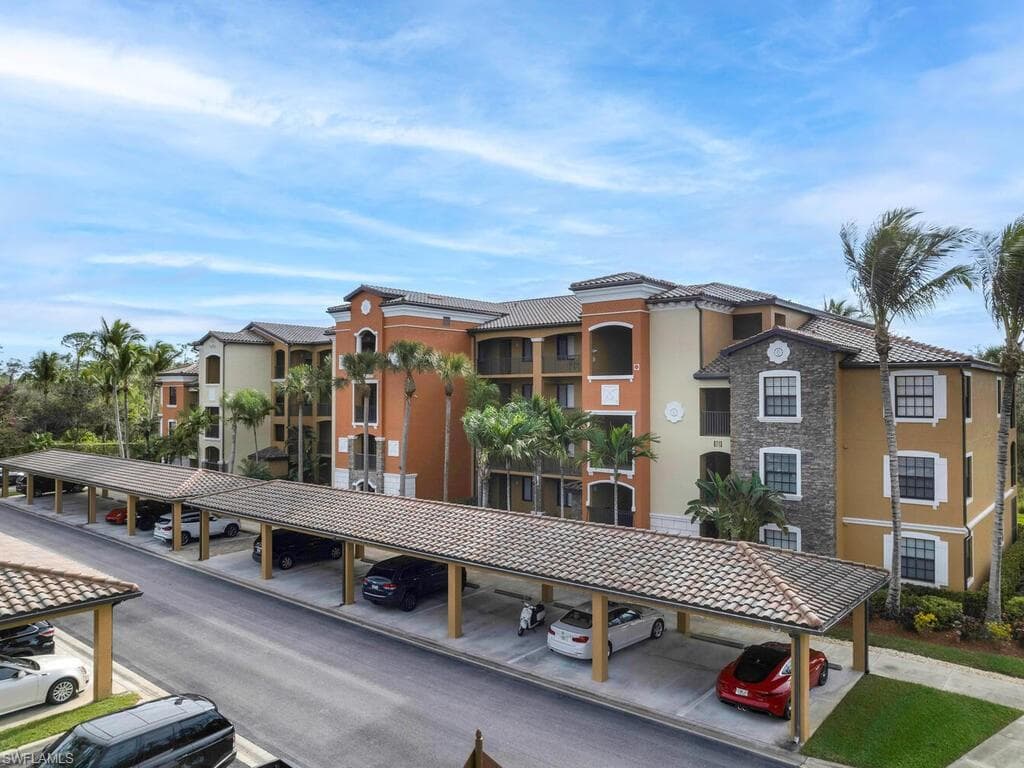 9715 Acqua CT 126 NAPLES, FL 34113